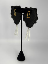 Load image into Gallery viewer, strawberries & dentalium