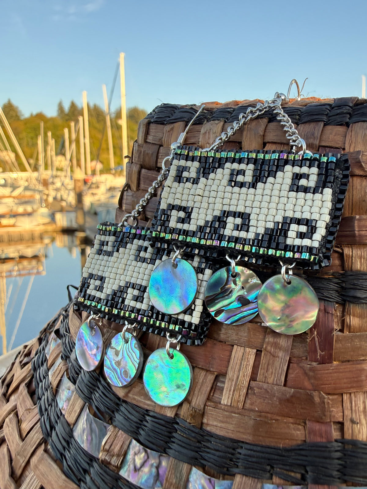 chuck chahko pe klatawa beaded earrings