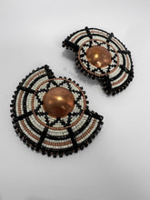 Load image into Gallery viewer, cháh-co klóshe Beaded Earrings
